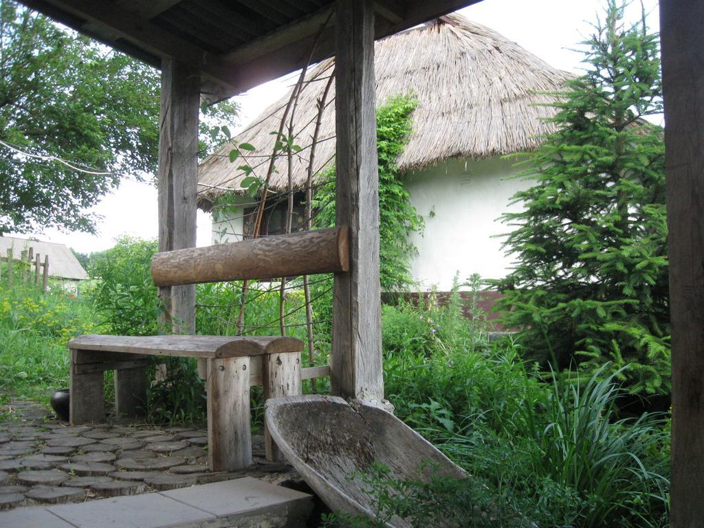 Koryakivskyi Rai Guest House Dmitrenki Ngoại thất bức ảnh