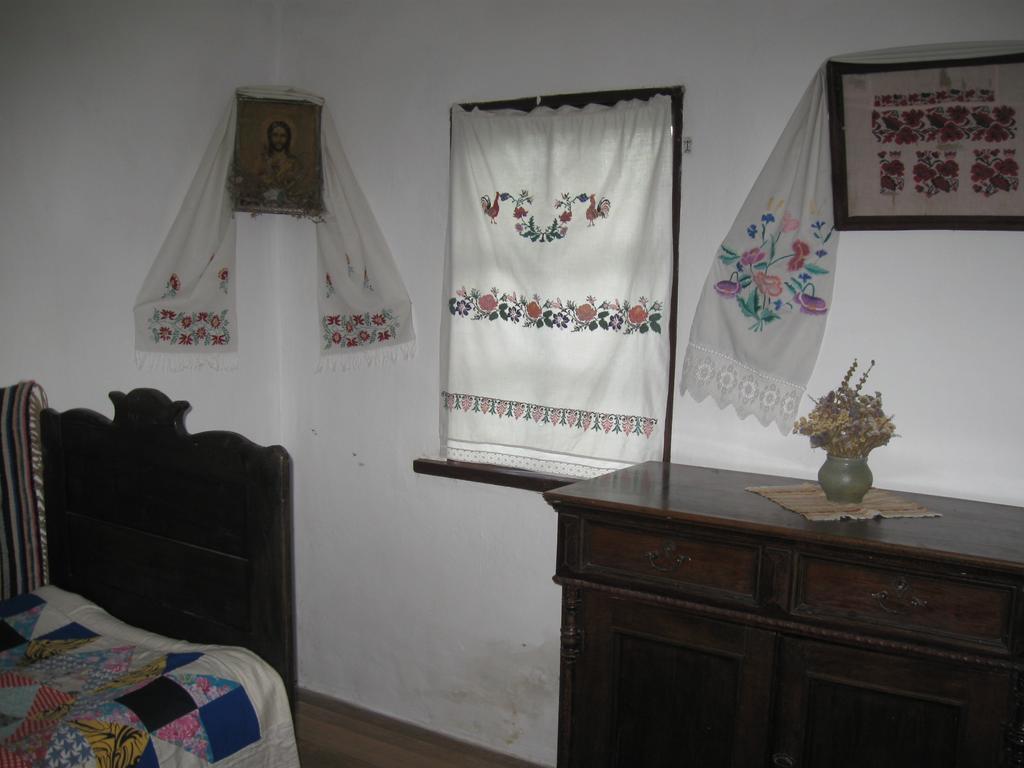 Koryakivskyi Rai Guest House Dmitrenki Ngoại thất bức ảnh